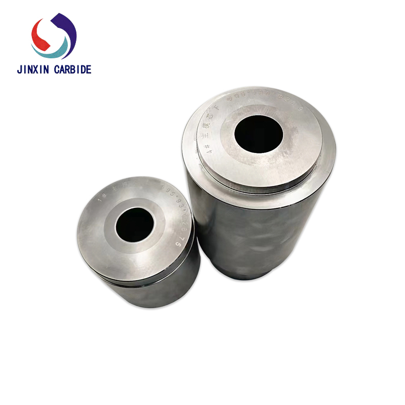 Mốc tiêu đề lạnh hiệu suất cao để sản xuất ô tô 