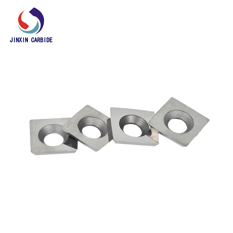 Chèn vuông 15 * 15 * 2,5mm cho công cụ chế biến gỗ 